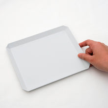 画像をギャラリービューアに読み込む, TY Square Plate 200 - Grey