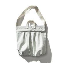 画像をギャラリービューアに読み込む, Snow Jacket Converted To Helmet Bag