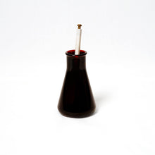 画像をギャラリービューアに読み込む, Flask Triangle - Dark Amber 100