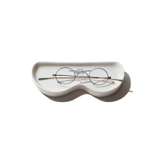 画像をギャラリービューアに読み込む, Glasses Tray Round
